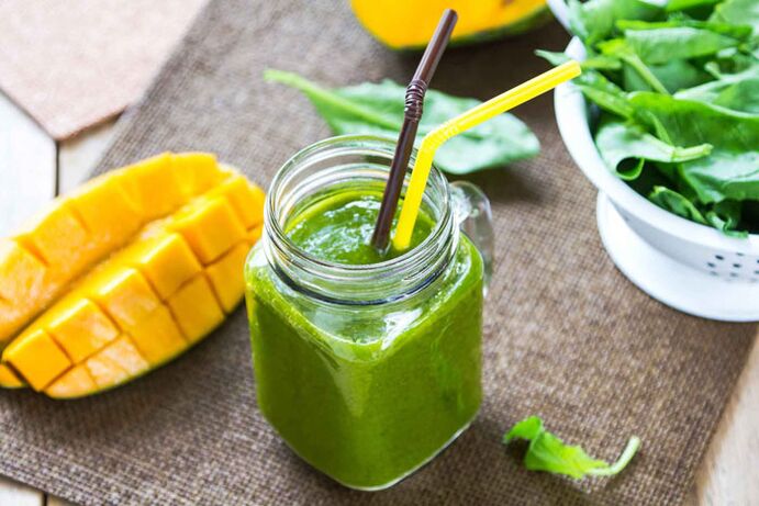 Green mango smoothie to lose weight