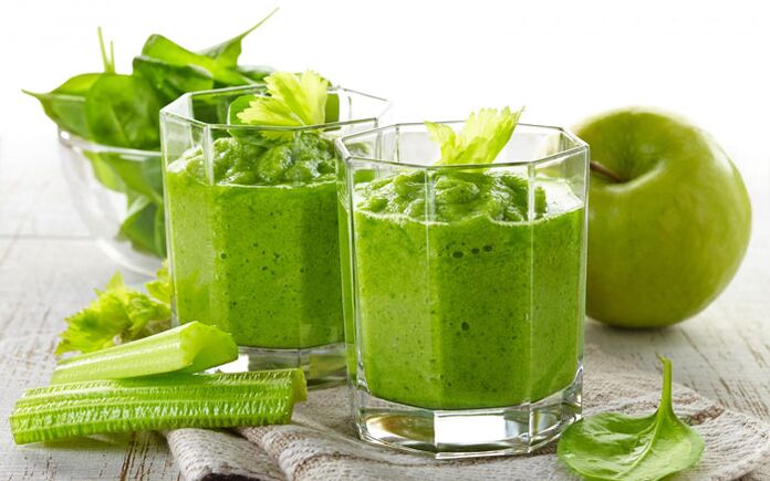 Weight loss green smoothie with celery and apples